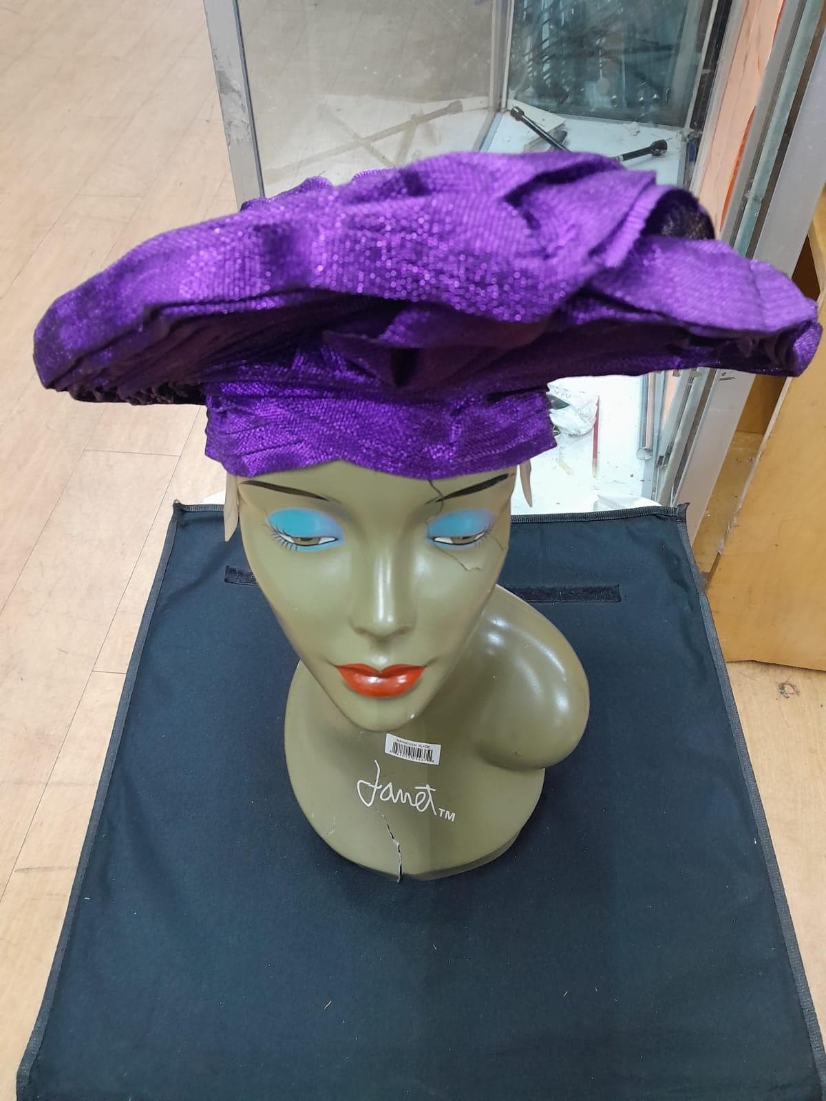 Deep Royal Purple Shimmer Auto Gele